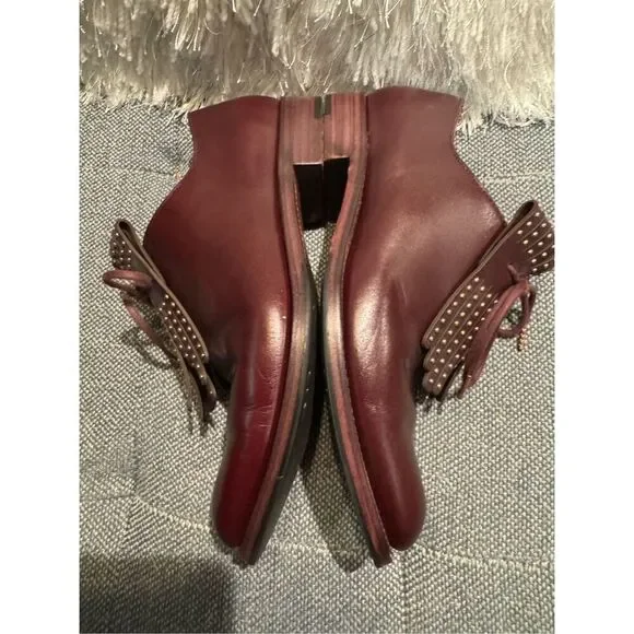 THE OFFICE OF ANGELA SCOTT Ms. Jane Burgundy Leather Women's Kiltie Oxford. 37.5 - Picture 7 of 8